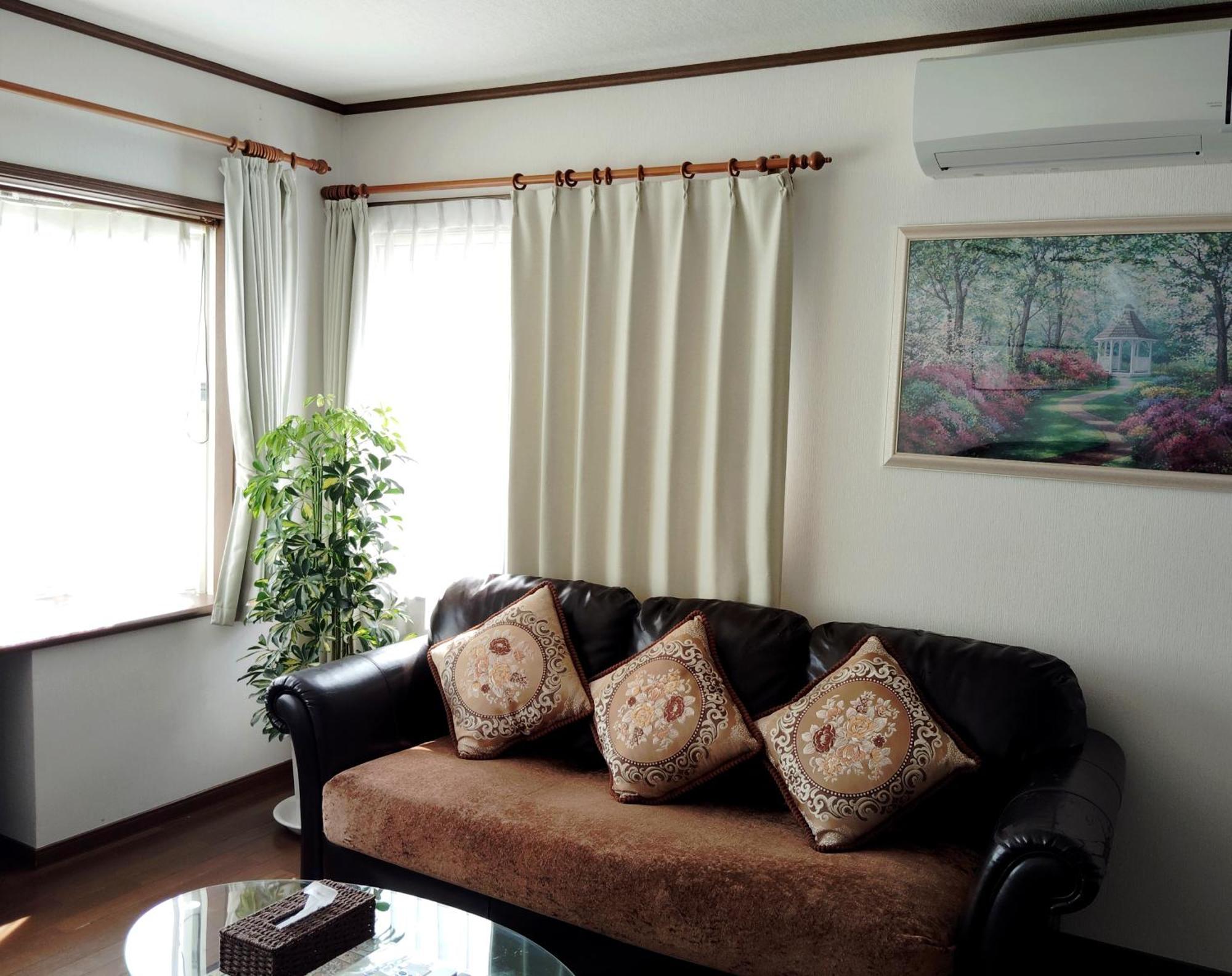 Second House Toya *