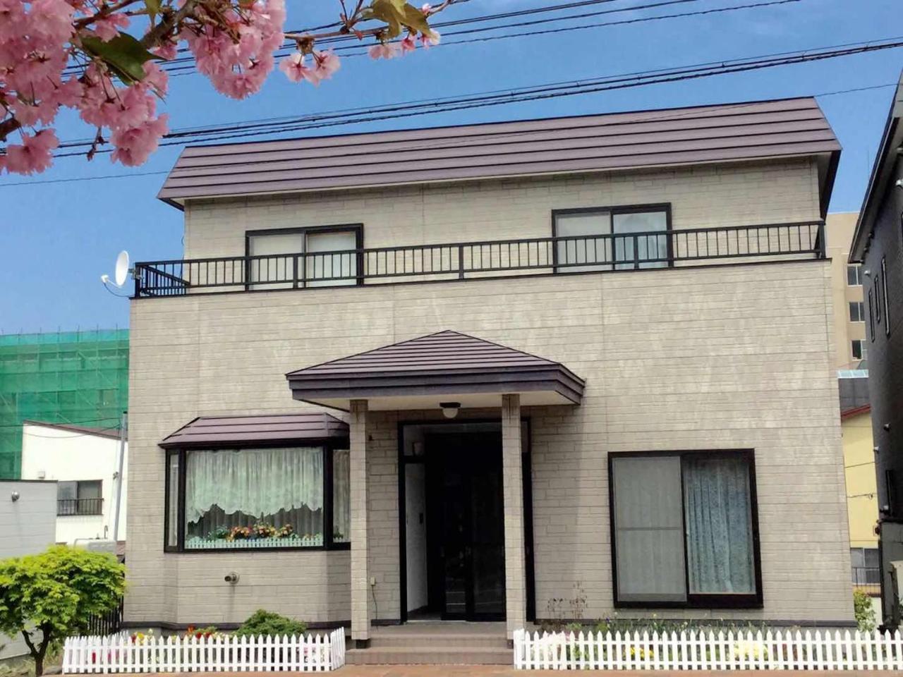 Second House Toya